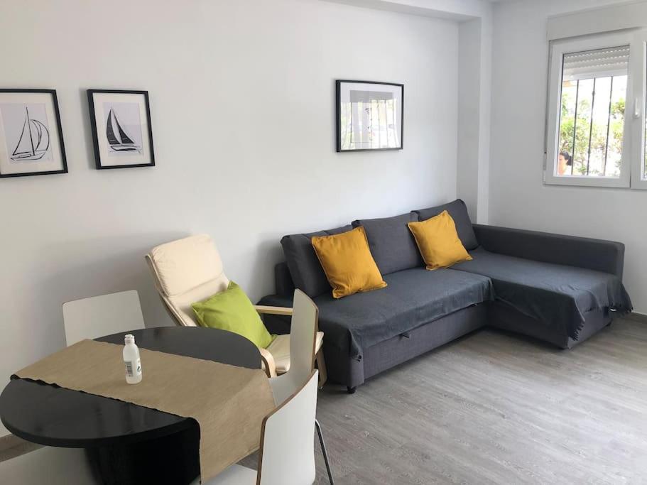 La Carihuela Apartamento Торремолинос Экстерьер фото