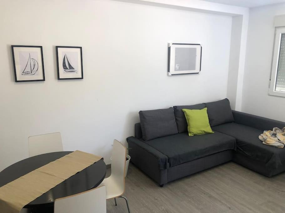 La Carihuela Apartamento Торремолинос Экстерьер фото