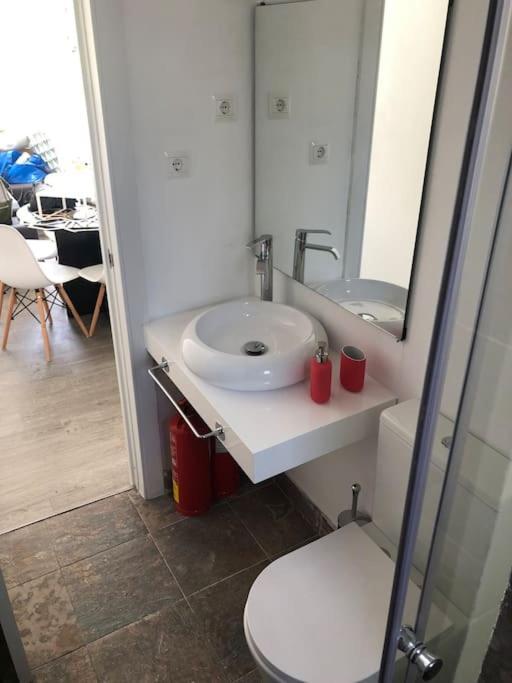 La Carihuela Apartamento Торремолинос Экстерьер фото